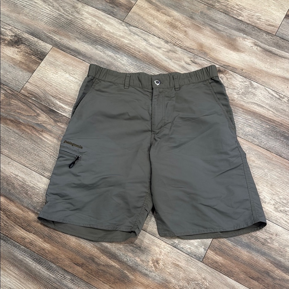 Patagonia Men's Charcoal Cargo Shorts